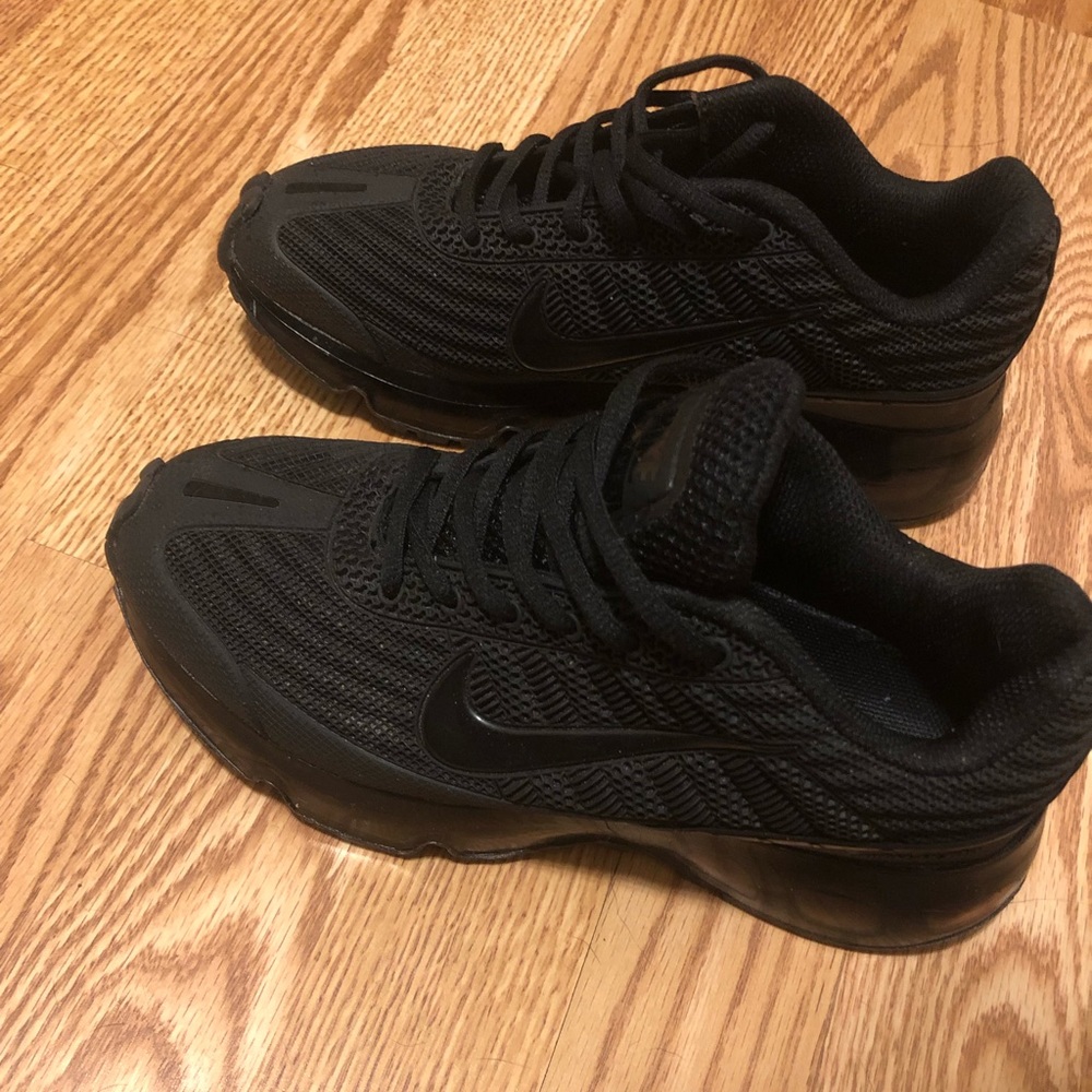 Nike AirMax black